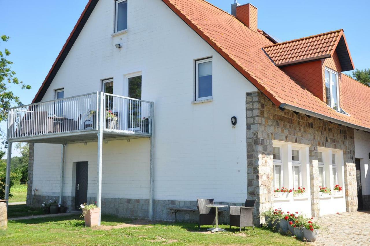 Fewo Reitanlage Bei Altefaehr Rambin Buitenkant foto